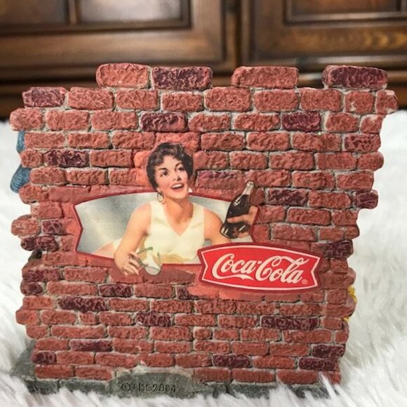 Coca-Cola x Boyds Bears Bearstone Collection 'Boyd F. Thirstin' - Picture 8 of 10